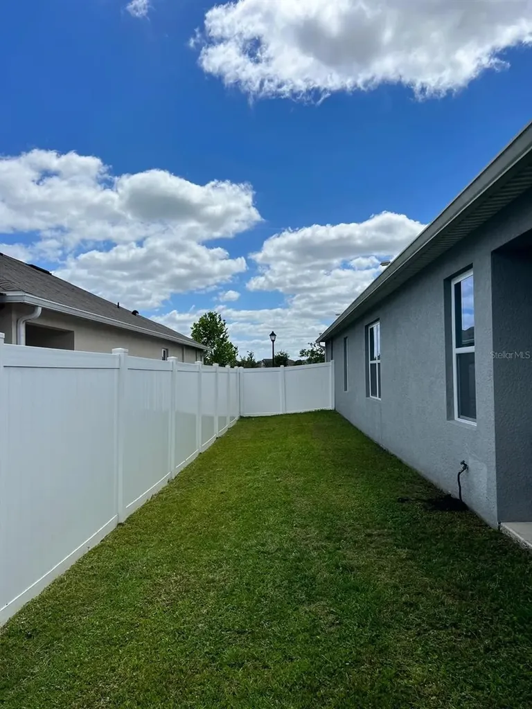 1404 Tawny Ridge Road Kissimmee FL 34744