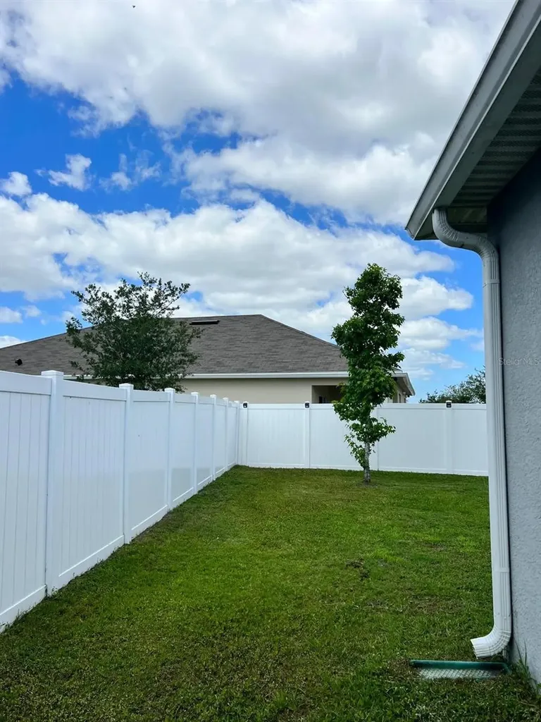 1404 Tawny Ridge Road Kissimmee FL 34744