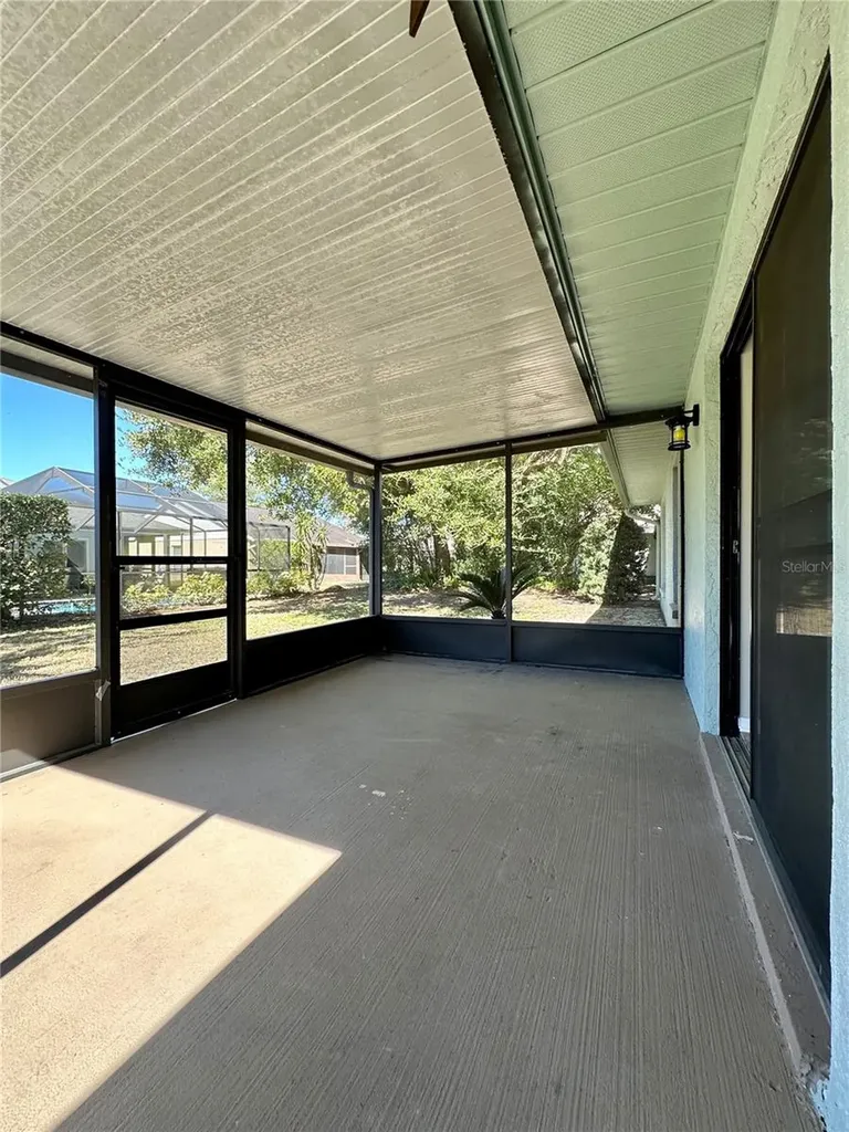 1831 Twisting Lane Wesley Chapel FL 33543