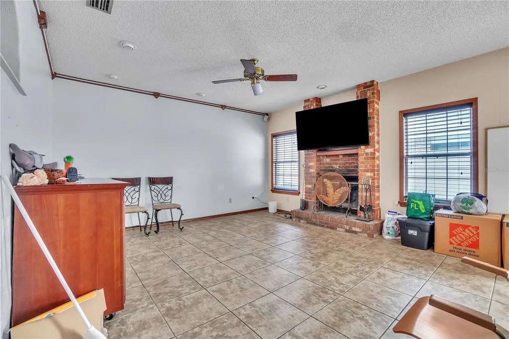 13 Bass Lake Drive Debary FL 32713