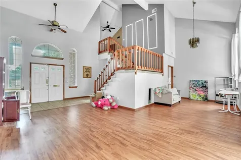 13 Bass Lake Drive Debary FL 32713