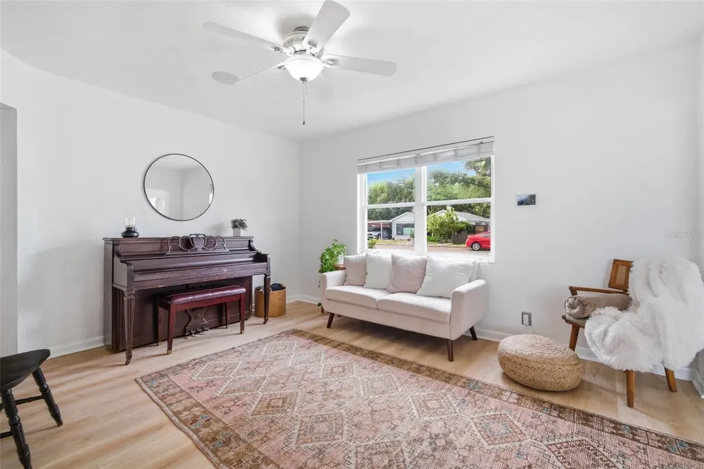 3521 W Mcelroy Avenue Tampa FL 33611
