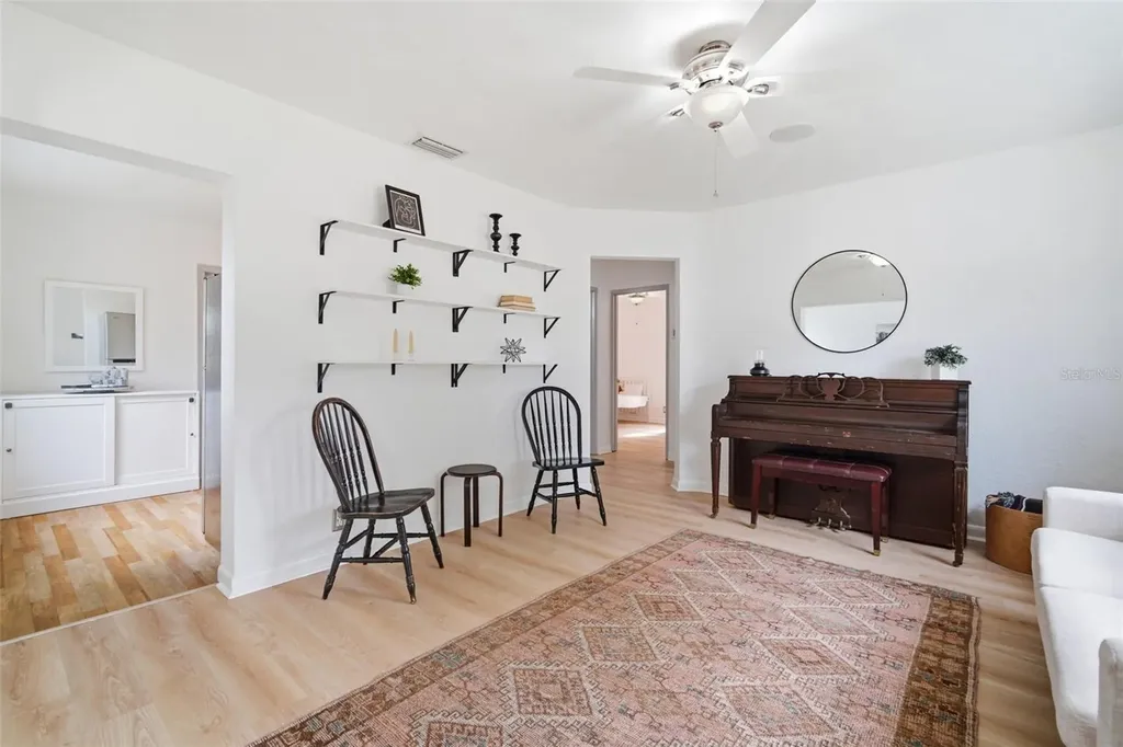 3521 W Mcelroy Avenue Tampa FL 33611