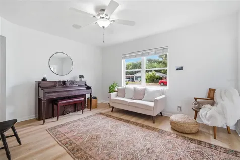 3521 W Mcelroy Avenue Tampa FL 33611