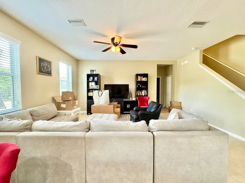 5105 Oakline View Drive Lithia FL 33547
