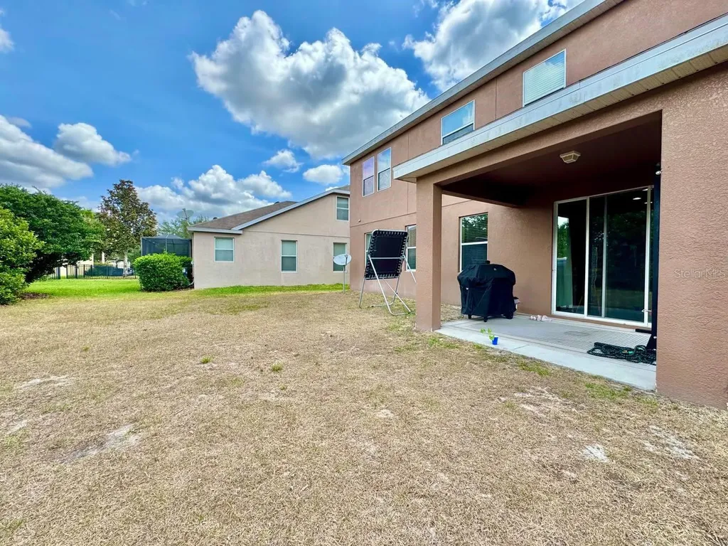 5105 Oakline View Drive Lithia FL 33547