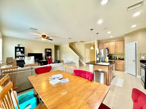 5105 Oakline View Drive Lithia FL 33547