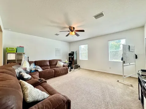 5105 Oakline View Drive Lithia FL 33547