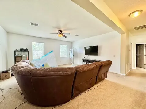 5105 Oakline View Drive Lithia FL 33547