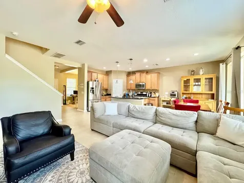 5105 Oakline View Drive Lithia FL 33547