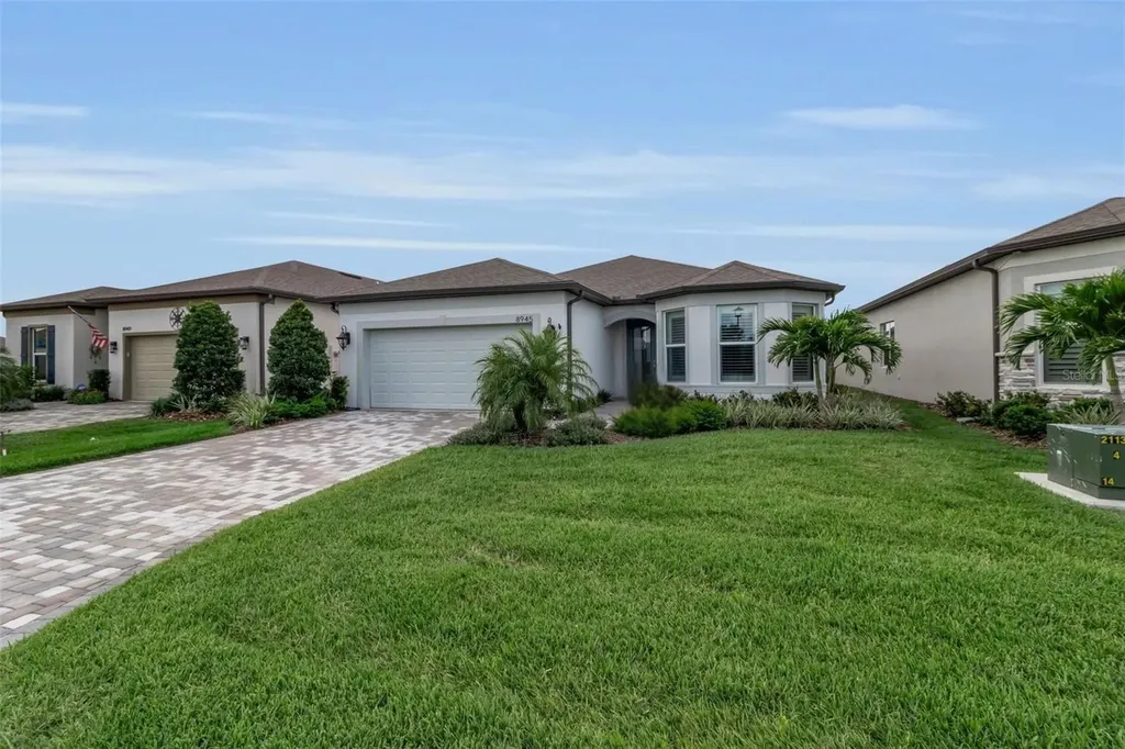 8945 Coastal Key Way Parrish FL 34219