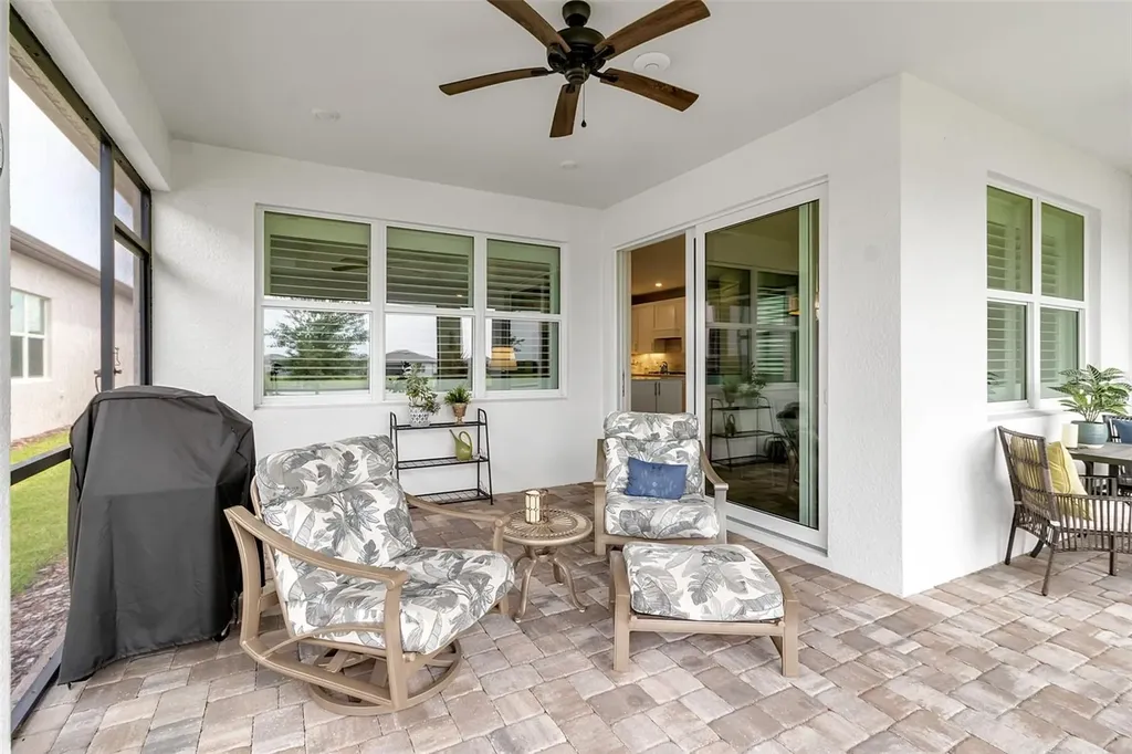 8945 Coastal Key Way Parrish FL 34219