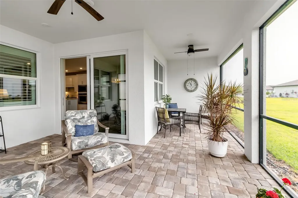 8945 Coastal Key Way Parrish FL 34219