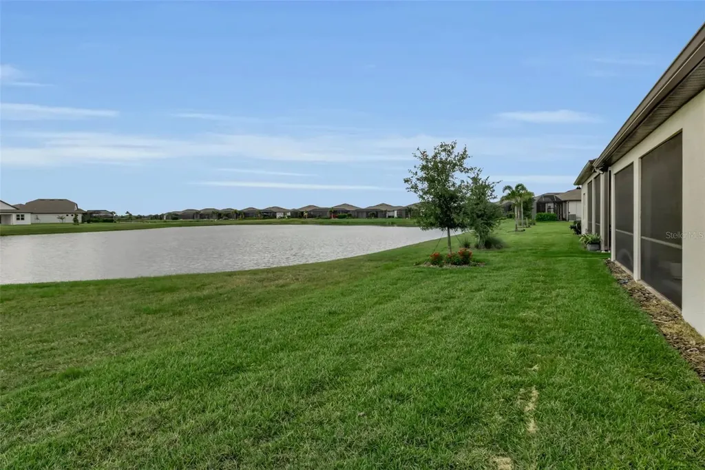 8945 Coastal Key Way Parrish FL 34219