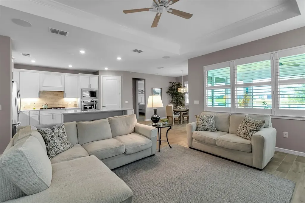 8945 Coastal Key Way Parrish FL 34219