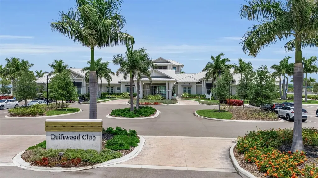 8945 Coastal Key Way Parrish FL 34219