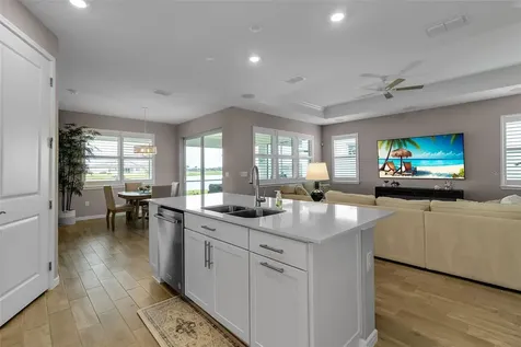 8945 Coastal Key Way Parrish FL 34219