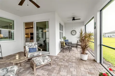 8945 Coastal Key Way Parrish FL 34219