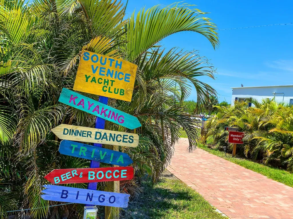 Everest Road Venice FL 34293
