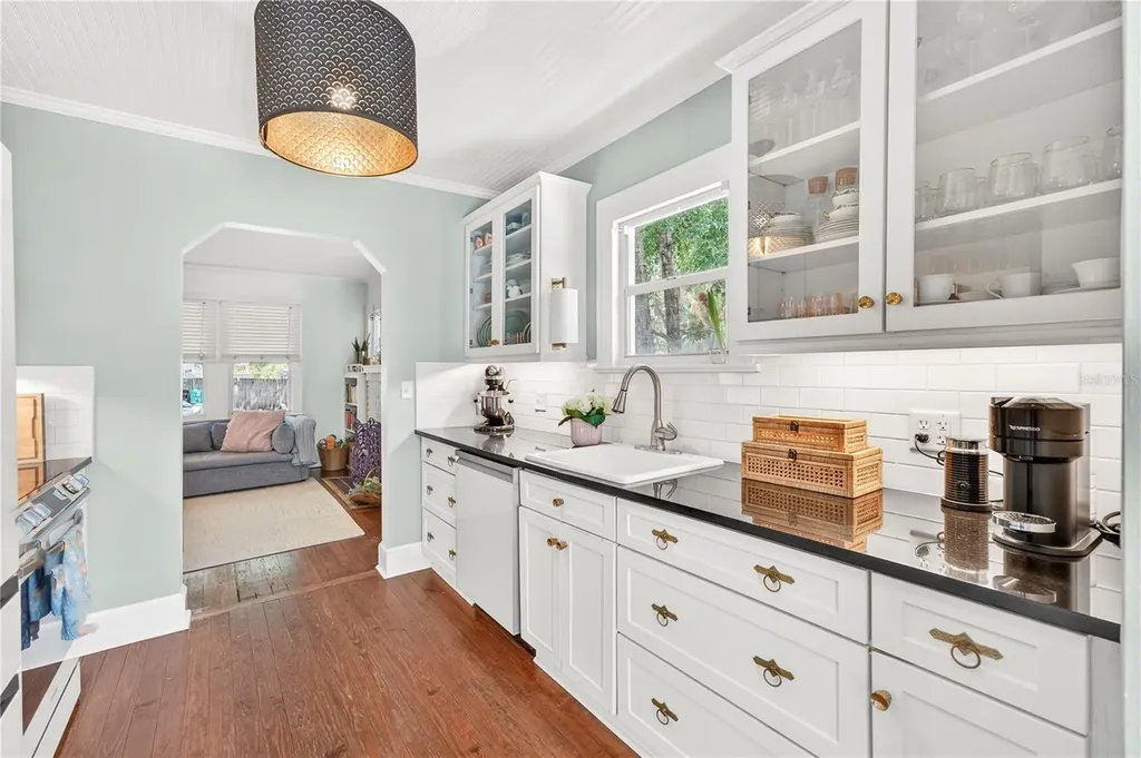 2504 Harrison Avenue Orlando FL 32804