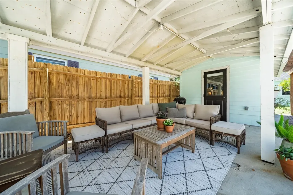 2504 Harrison Avenue Orlando FL 32804