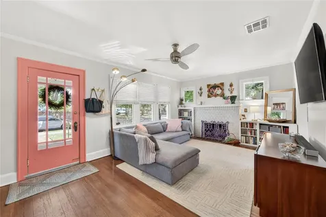 2504 Harrison Avenue Orlando FL 32804