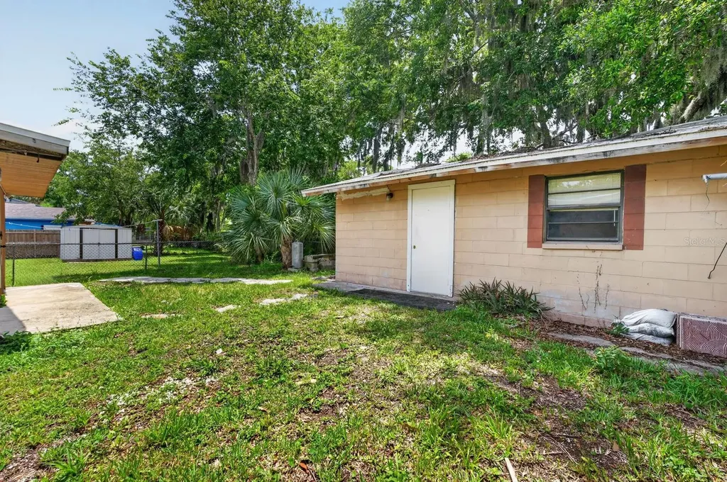 610 Holmes Avenue Daytona Beach FL 32114