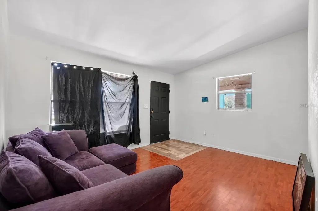 610 Holmes Avenue Daytona Beach FL 32114