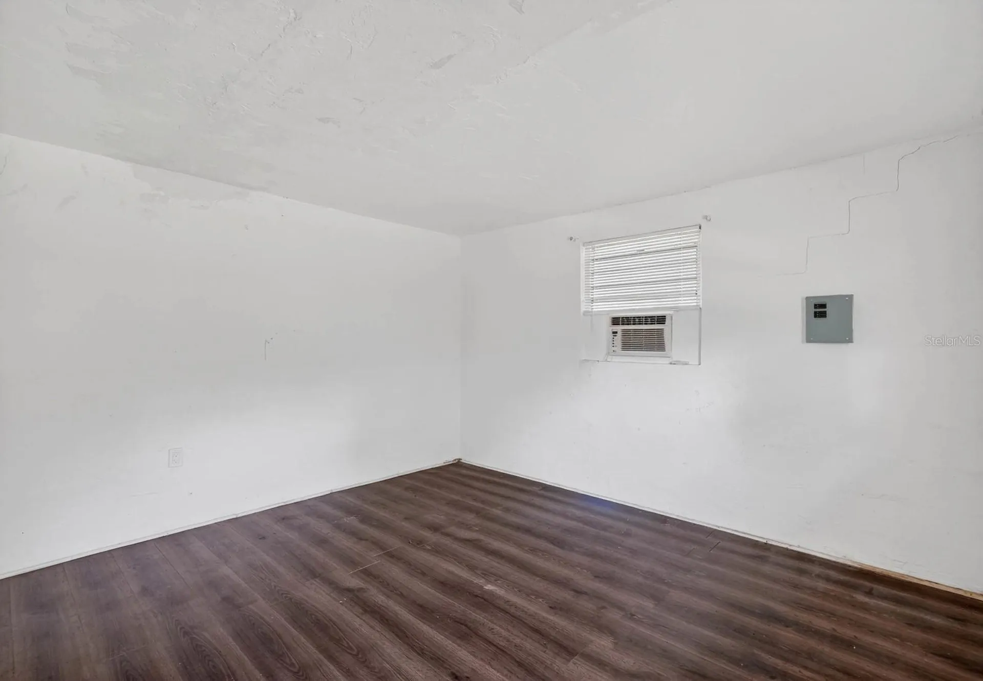 610 Holmes Avenue Daytona Beach FL 32114
