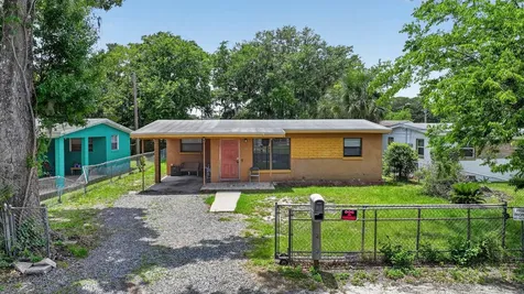610 Holmes Avenue Daytona Beach FL 32114