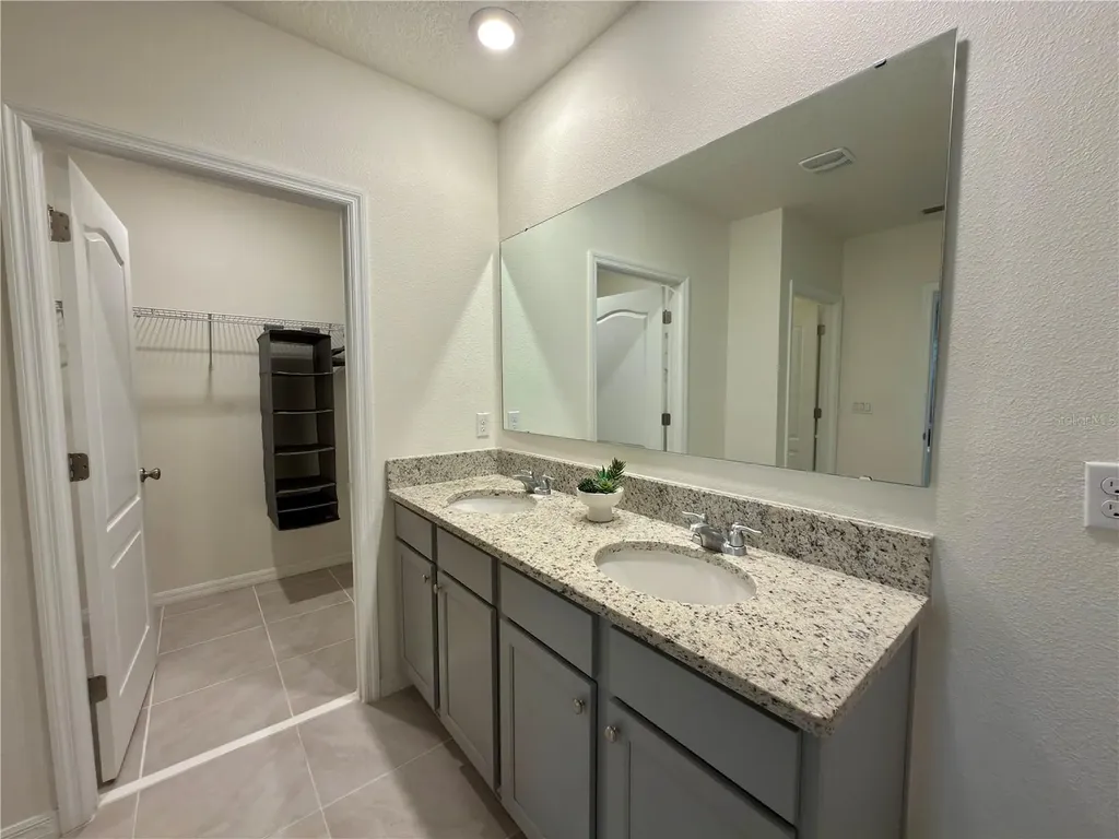 9004 Tuscan Cypress Street Kissimmee FL 34747