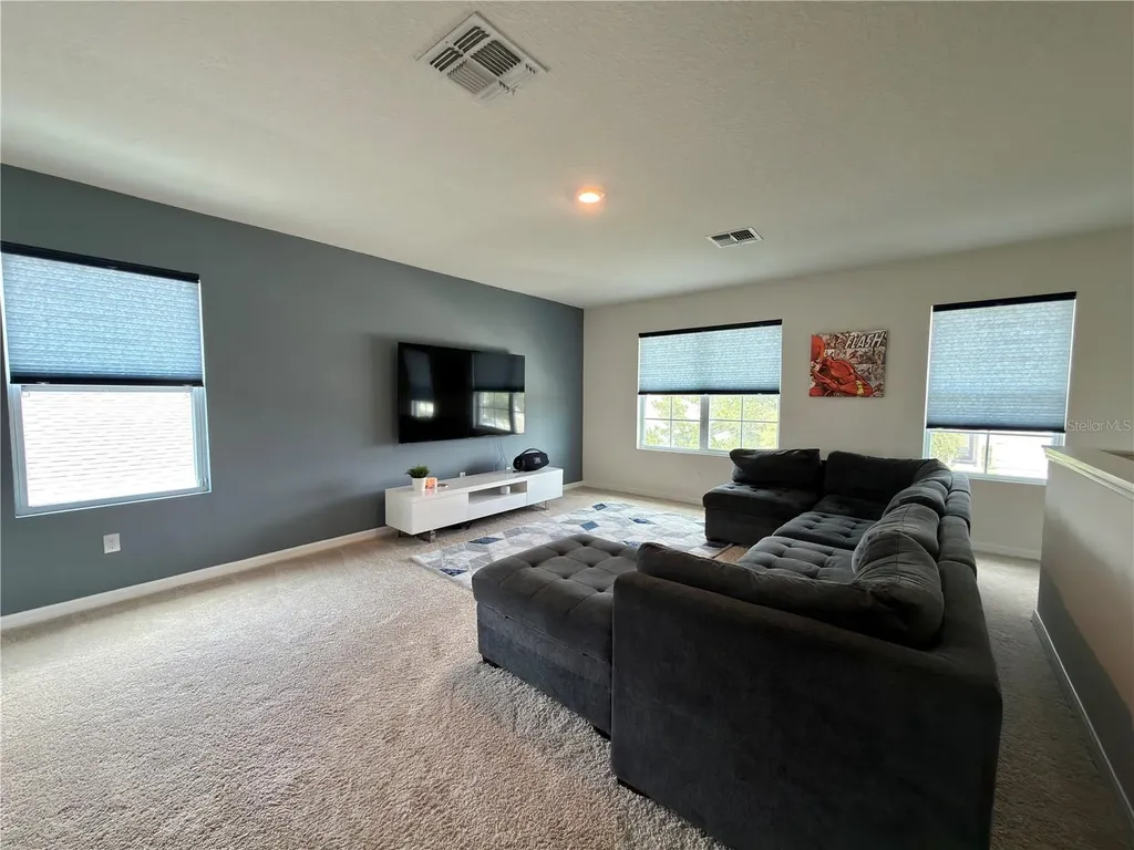 9004 Tuscan Cypress Street Kissimmee FL 34747