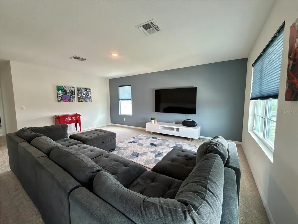 9004 Tuscan Cypress Street Kissimmee FL 34747