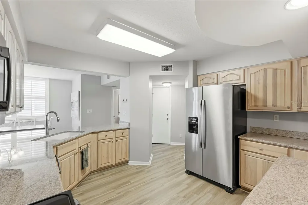6085 Bahia Del Mar Circle St Petersburg FL 33715