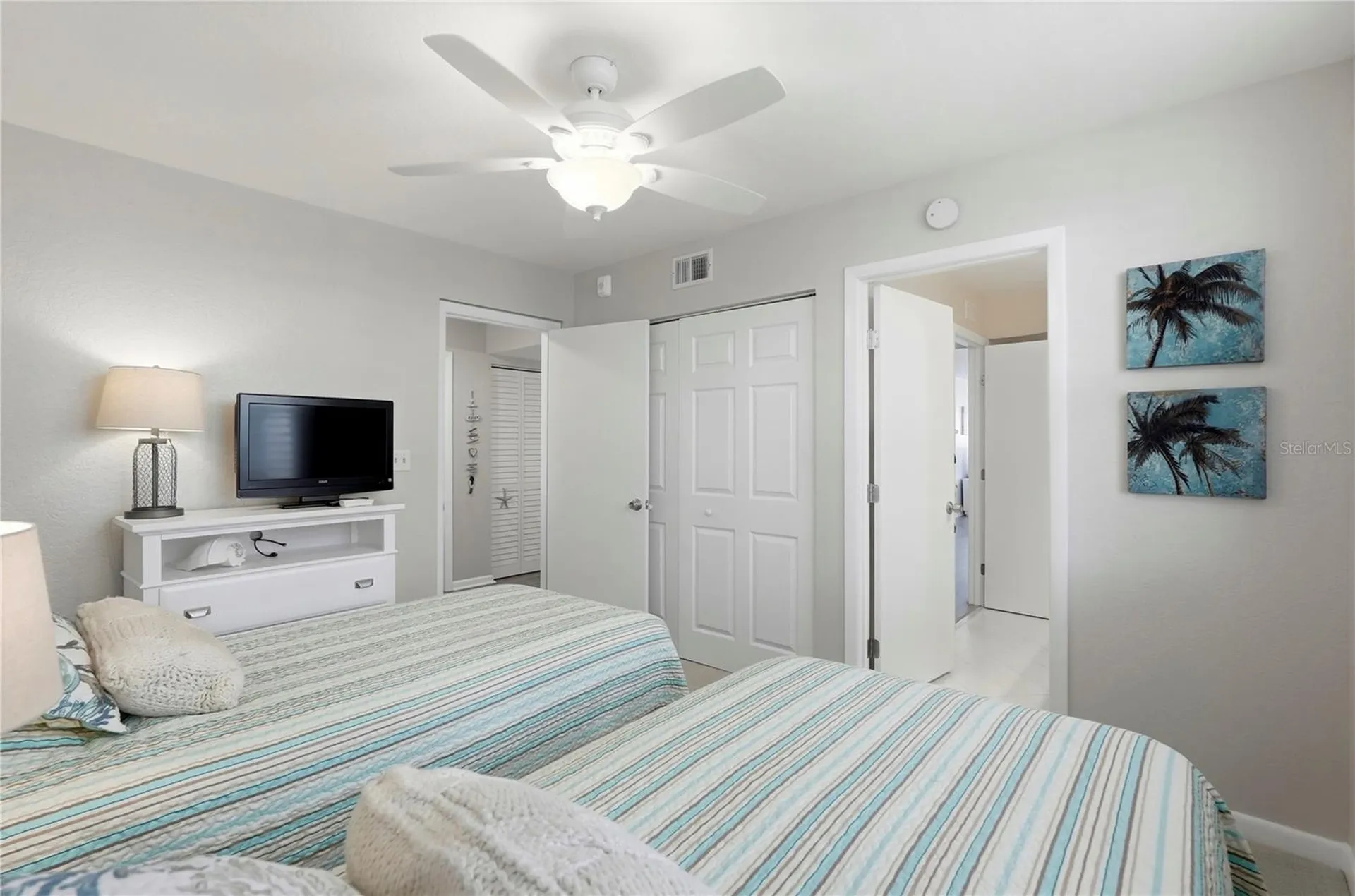 6085 Bahia Del Mar Circle St Petersburg FL 33715