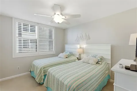6085 Bahia Del Mar Circle St Petersburg FL 33715