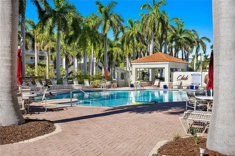 6085 Bahia Del Mar Circle St Petersburg FL 33715