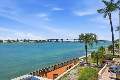 6085 Bahia Del Mar Circle St Petersburg FL 33715