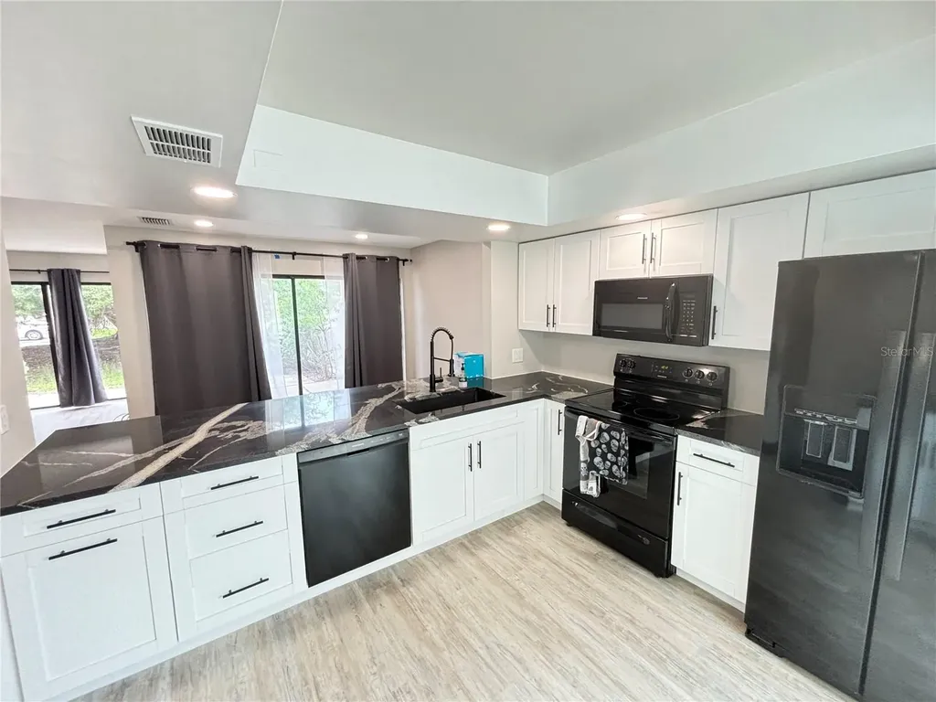 4364 Outrigger Lane Tampa FL 33615
