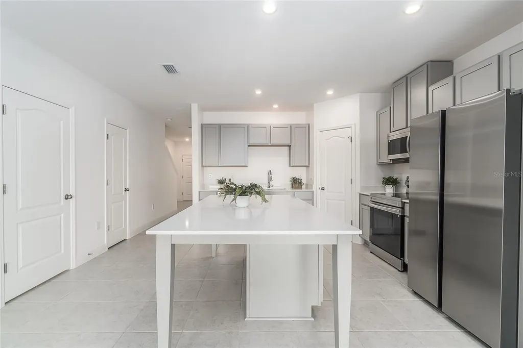 32129 Pond Apple Bend San Antonio FL 33576