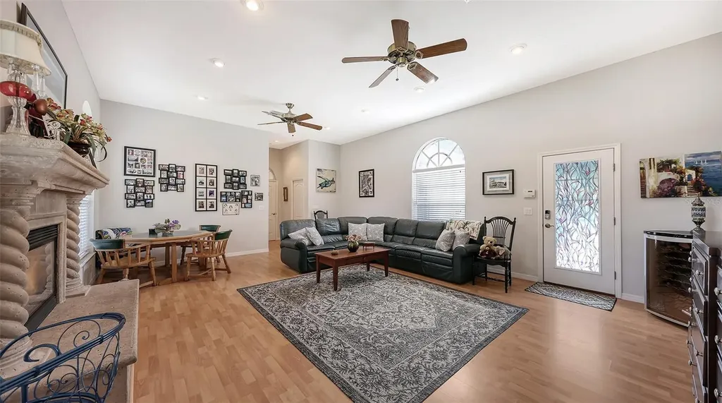 7025 N Serenoa Drive Sarasota FL 34241