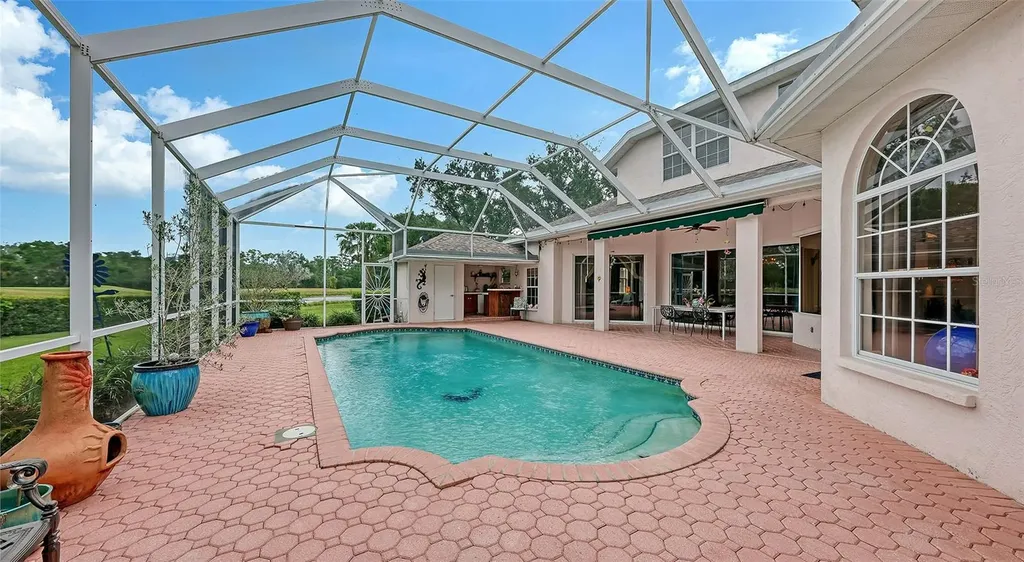 7025 N Serenoa Drive Sarasota FL 34241