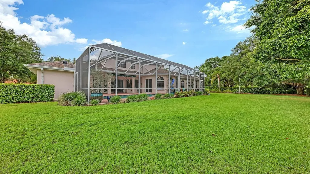 7025 N Serenoa Drive Sarasota FL 34241