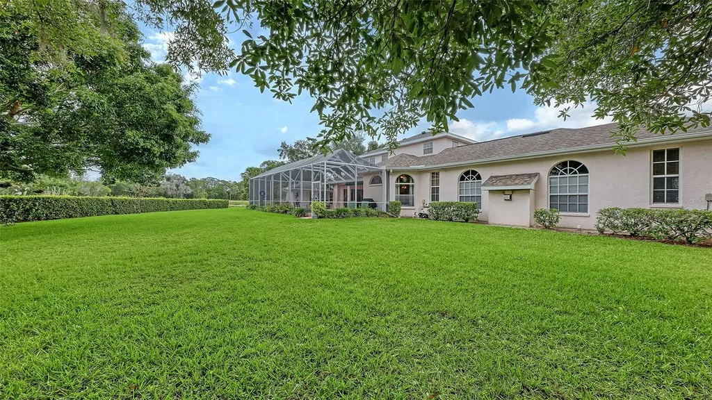 7025 N Serenoa Drive Sarasota FL 34241