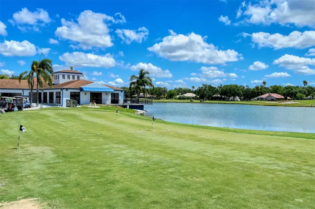 7025 N Serenoa Drive Sarasota FL 34241