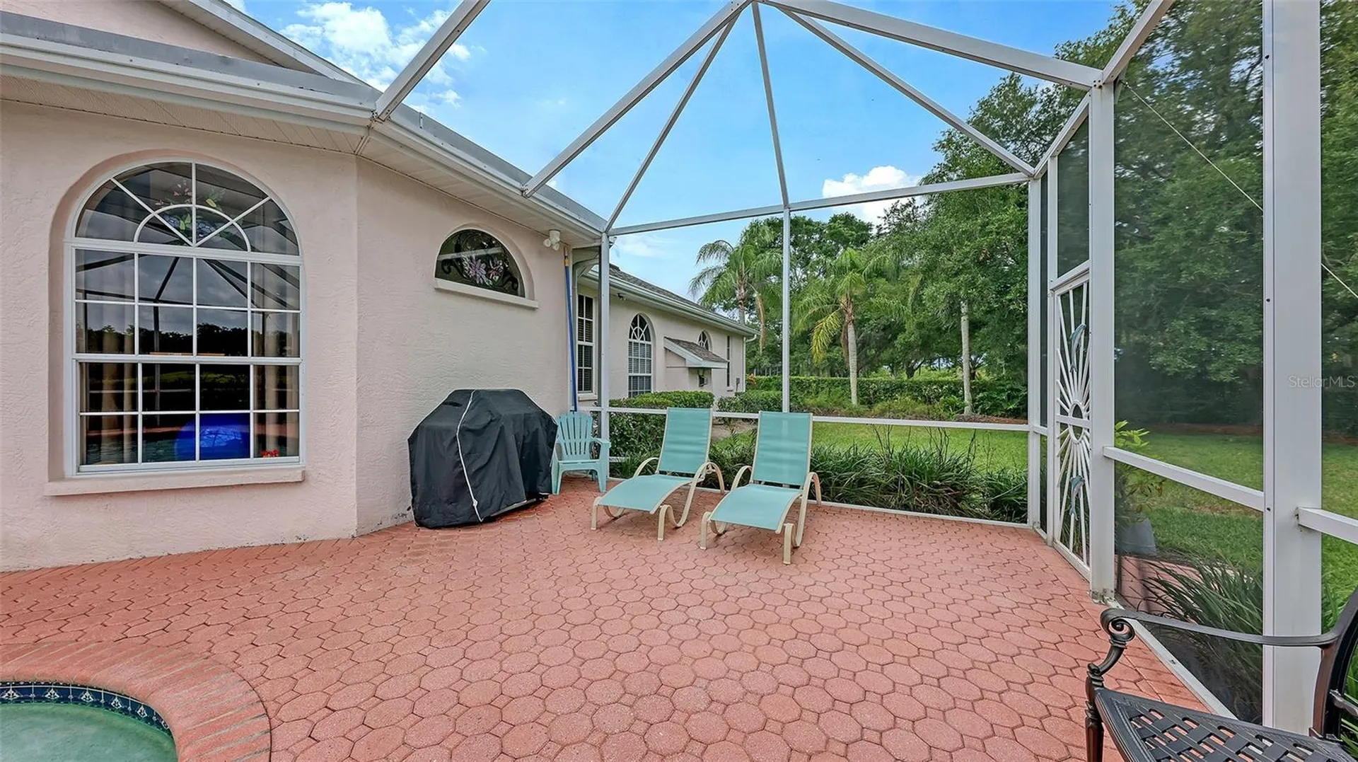 7025 N Serenoa Drive Sarasota FL 34241