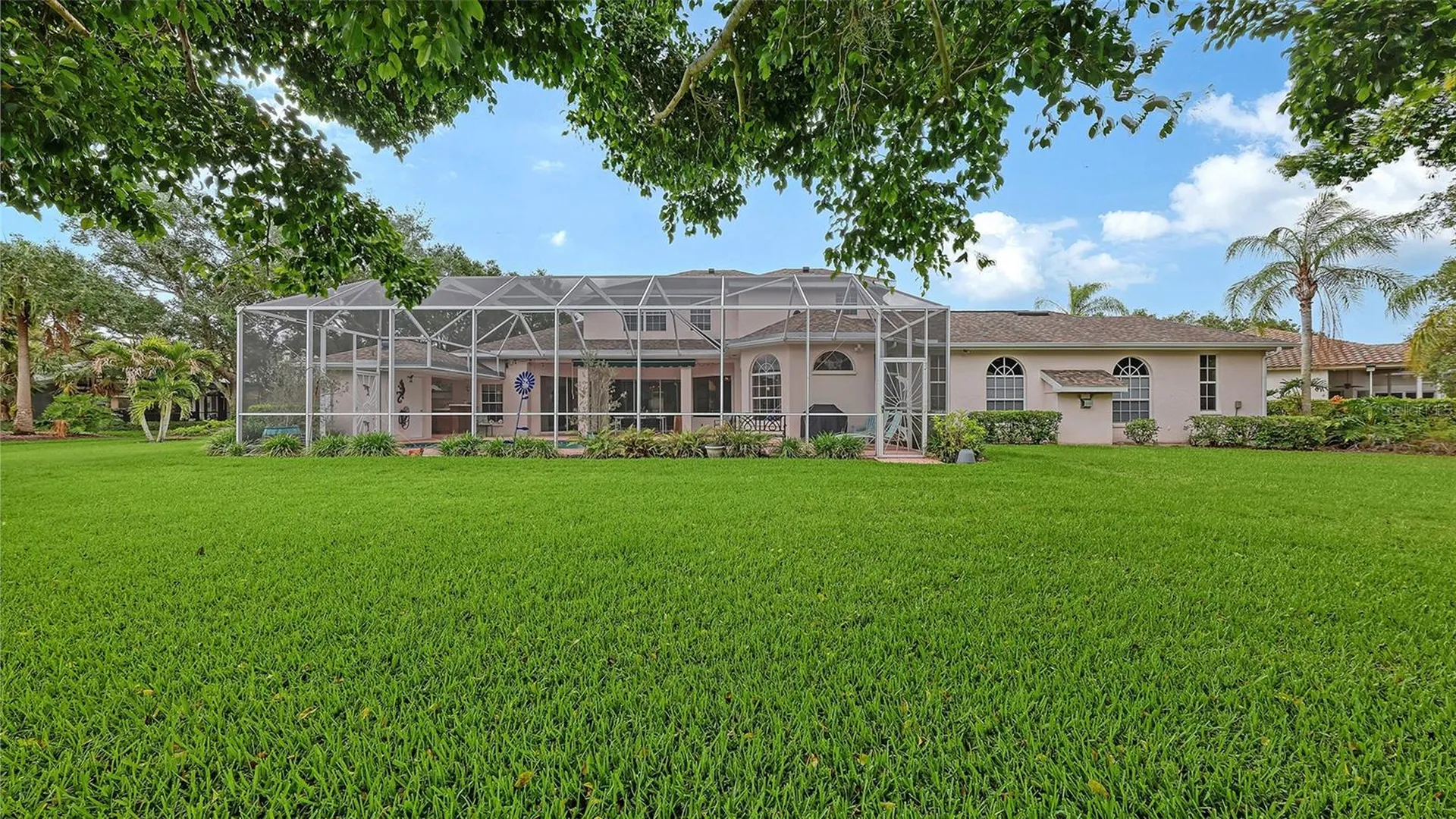 7025 N Serenoa Drive Sarasota FL 34241
