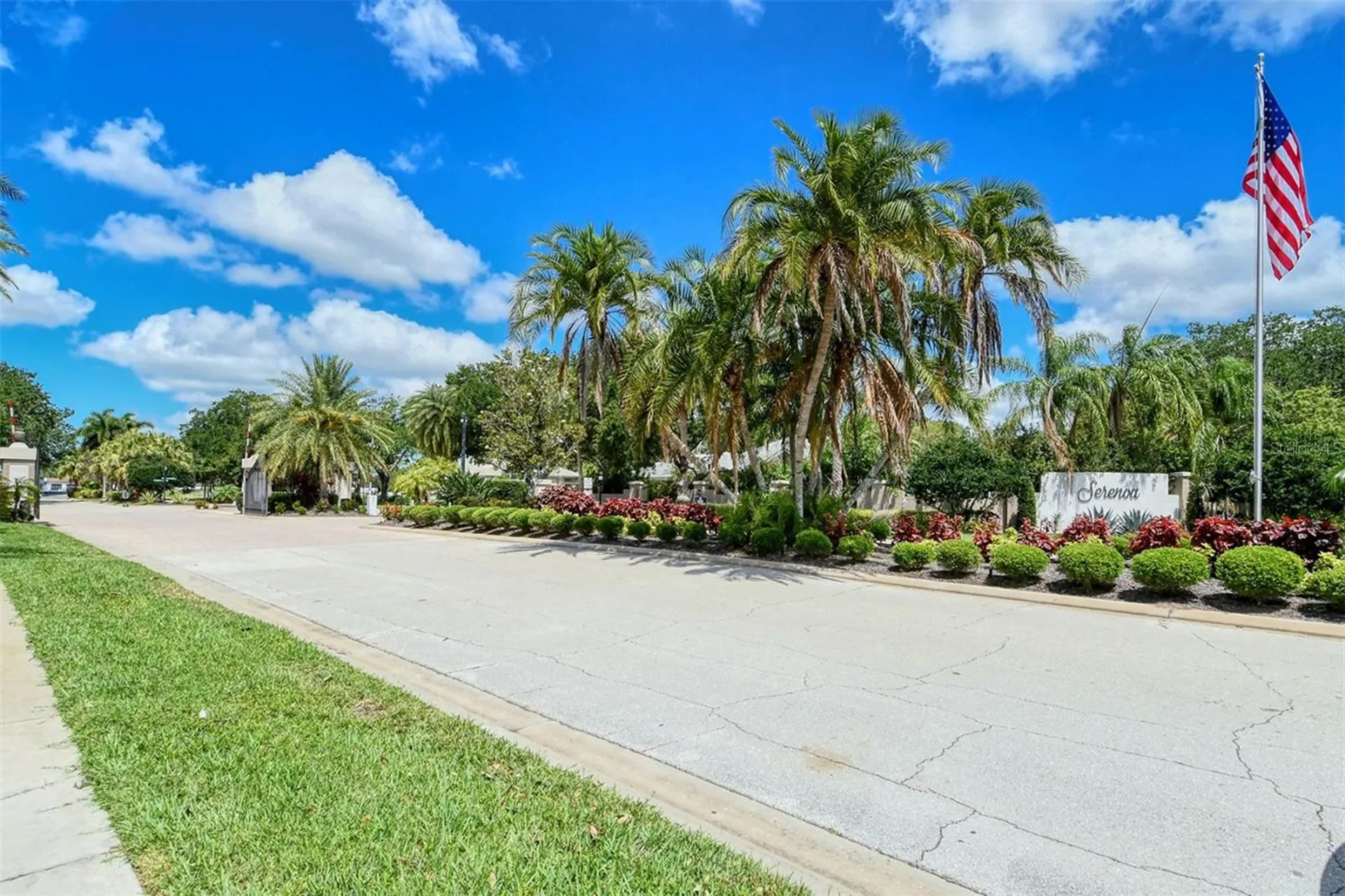 7025 N Serenoa Drive Sarasota FL 34241