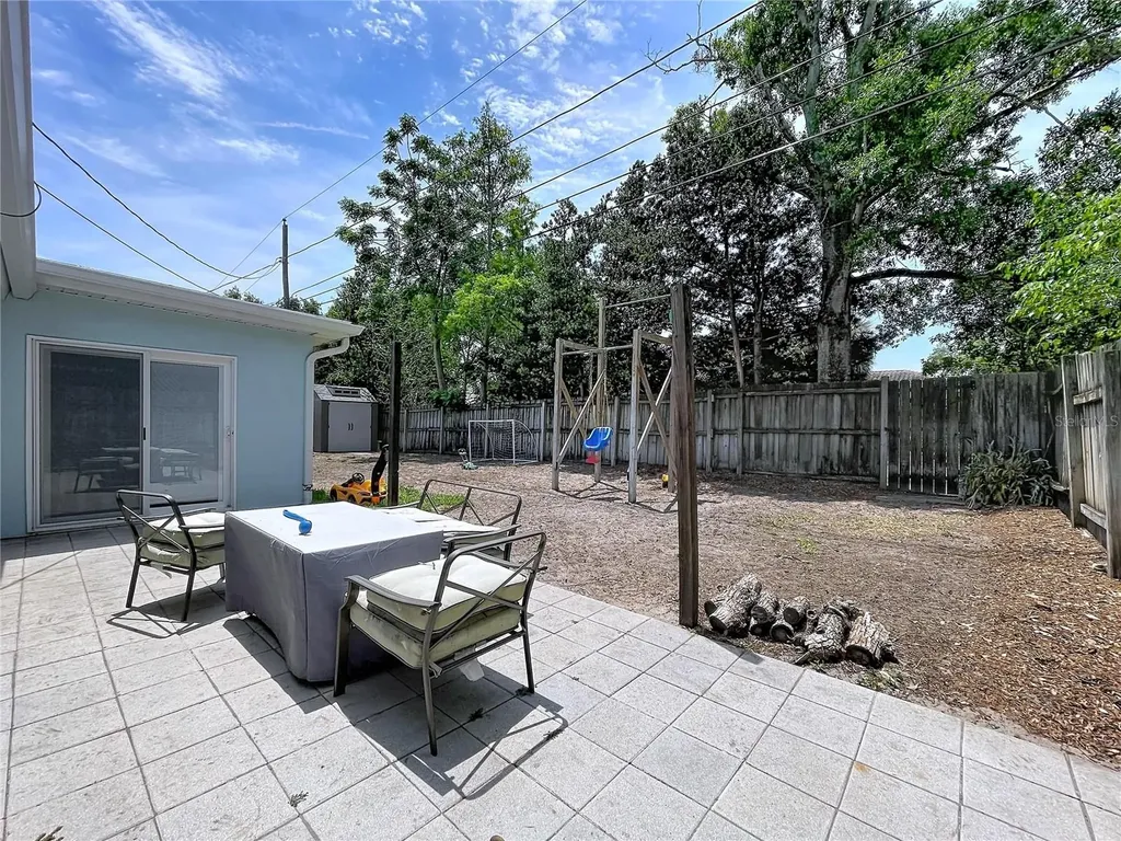 11524 70th Terrace Seminole FL 33772
