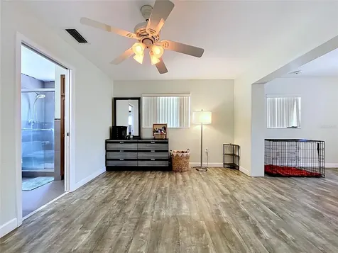 11524 70th Terrace Seminole FL 33772